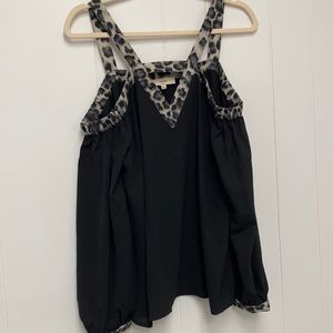 Entro Cold Shoulder Blouse